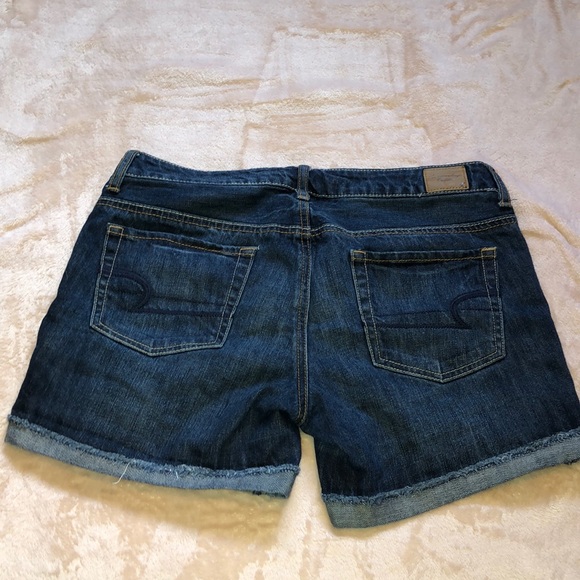 American Eagle Shorts - Picture 2 of 5